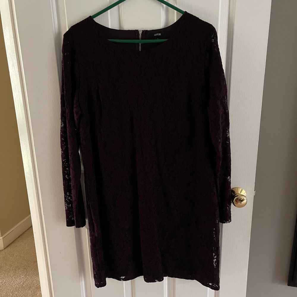Great condition… Pretty eggplant/burgundy color
